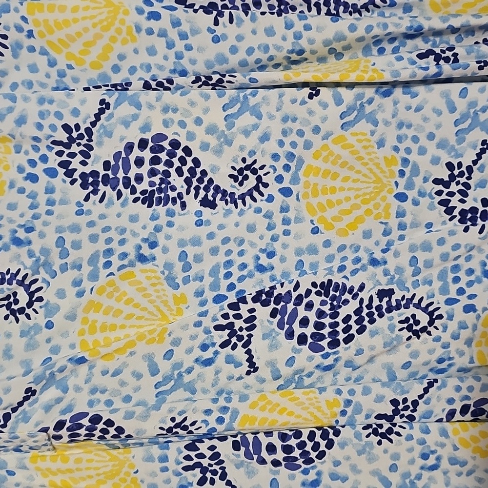 Crown & Ivy White and Blue Puff Sleeve Vneck Blouse Sea Shells Seahorses Sz L - Picture 2 of 4